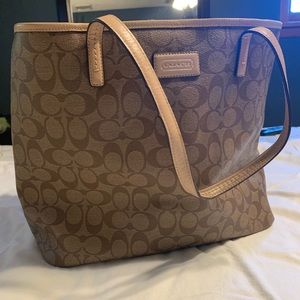 Coach purse and wallet